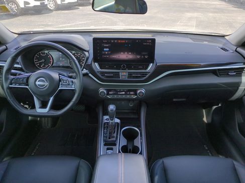 Used 2023 Nissan Altima 2.0 SR image 13