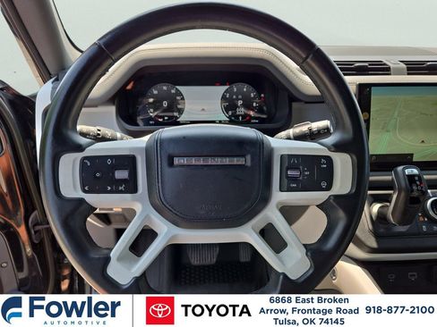 Used 2023 Land Rover Defender 130 SE AWD/4WD image 19