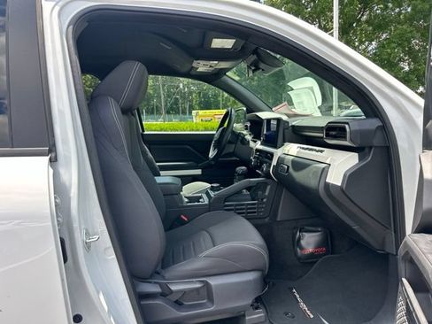 Used 2024 Toyota Tacoma TRD Off-Road AWD/4WD image 18