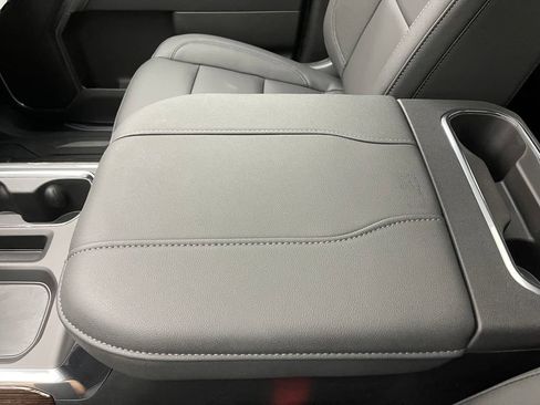 New 2026 GMC Sierra 1500 Elevation w/ Elevation Premium Package AWD/4WD image 30