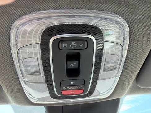 Used 2025 Hyundai Elantra SEL FWD image 48