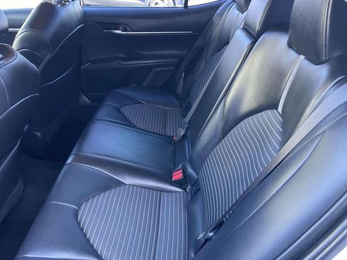 Used 2024 Toyota Camry SE image 22