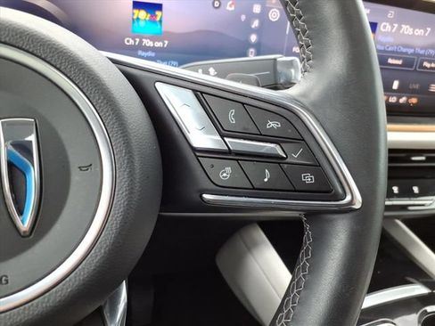 Used 2024 Buick Envision Avenir AWD/4WD image 37