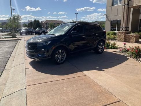 Used 2022 Buick Encore GX Essence w/ Experience Buick Package FWD image 7