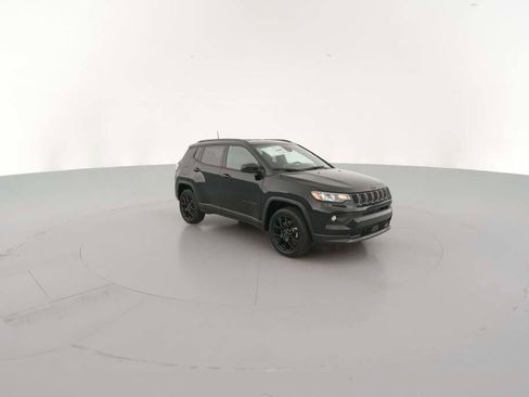 New 2026 Jeep Compass Latitude image 16