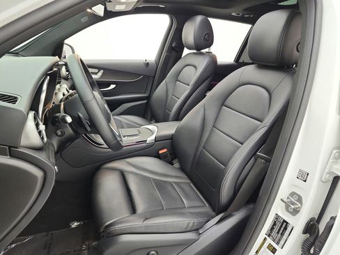 Used 2020 Mercedes-Benz GLC 350e 4MATIC image 15