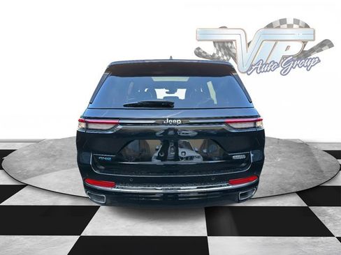 Used 2023 Jeep Grand Cherokee Overland image 3