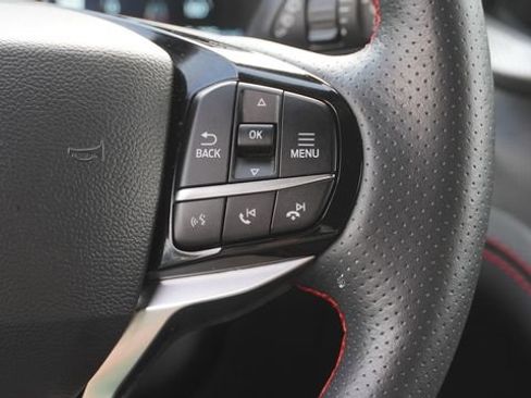 Used 2025 Ford Explorer ST-Line w/ ST-Line Street Pack AWD/4WD image 30