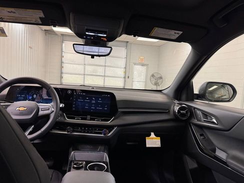 New 2026 Chevrolet Equinox LT w/ Safety and Technology Package image 23