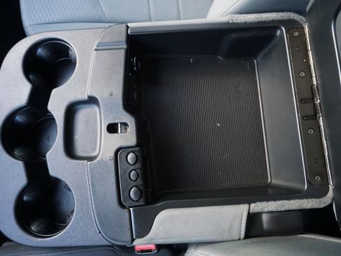 Used 2017 RAM 1500 Classic SLT image 23