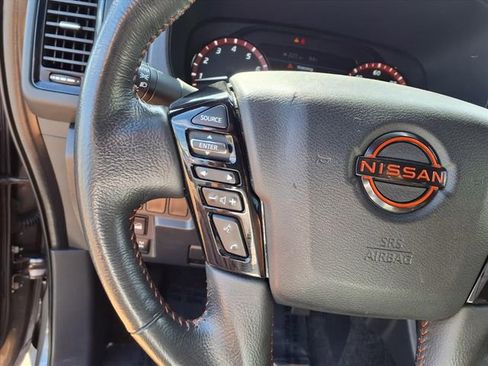 Used 2024 Nissan Frontier PRO-4X image 15