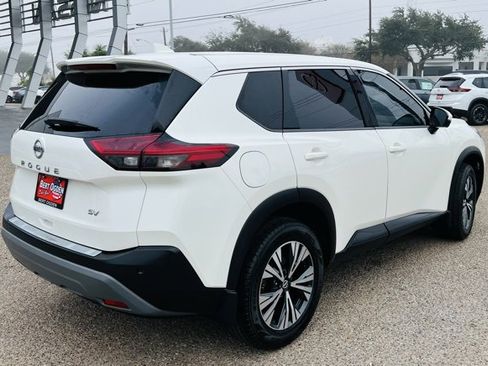 Certified 2021 Nissan Rogue SV image 6