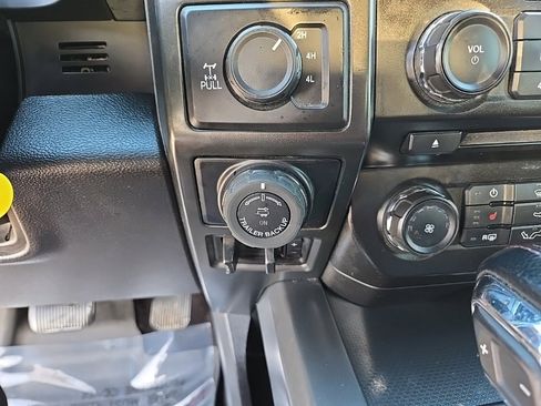 Used 2016 Ford F150 XLT w/ Equipment Group 302A Luxury image 36