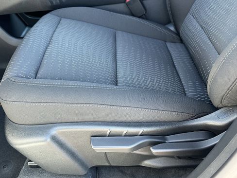 New 2026 Chevrolet Equinox LT image 21