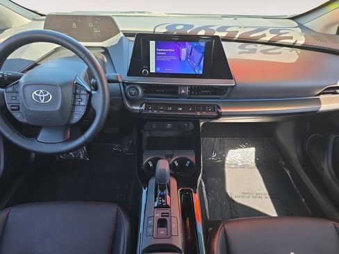 Certified 2025 Toyota Prius XLE image 10