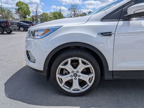 Used 2019 Ford Escape Titanium AWD/4WD image 8