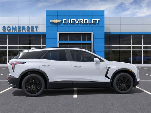 New 2025 Chevrolet Blazer EV LT image 5