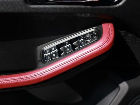 Used 2017 Porsche Macan AWD/4WD image 47