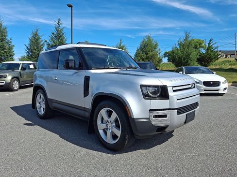 Used 2021 Land Rover Defender 90 First Edition AWD/4WD image 6