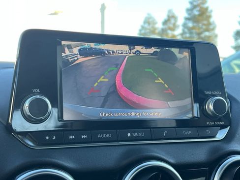 Used 2020 Nissan Sentra S image 18