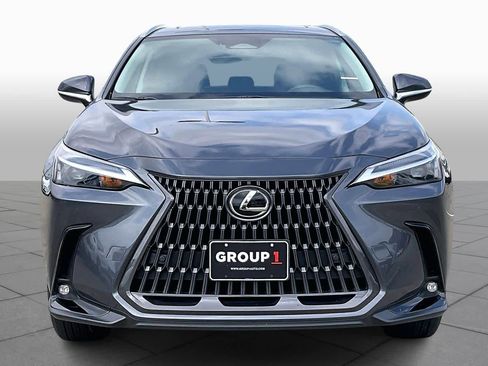 Used 2025 Lexus NX 250 FWD w/ Accessory Package (Z1) image 4