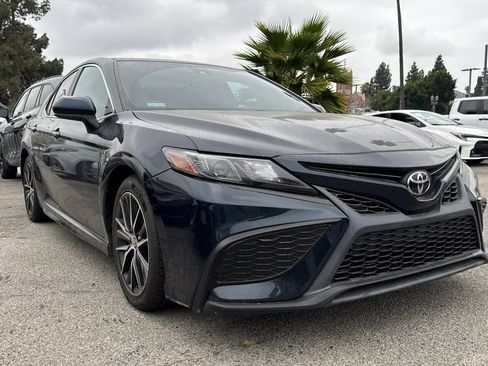Certified 2021 Toyota Camry SE w/ Carpet Mat Package (TMS) FWD image 2