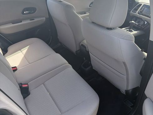 Used 2017 Honda HR-V LX image 17