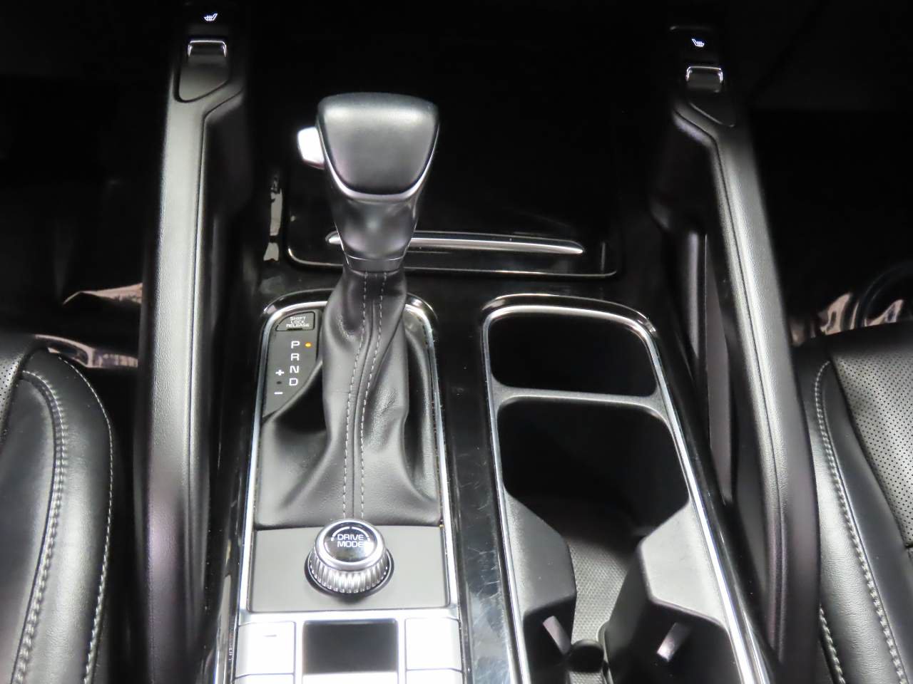 Used 2025 Kia Telluride S FWD image 11