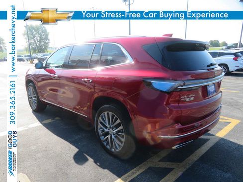 Used 2025 Buick Enclave Avenir w/ Super Cruise Package image 3