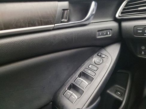 Used 2018 Honda Accord EX-L image 27