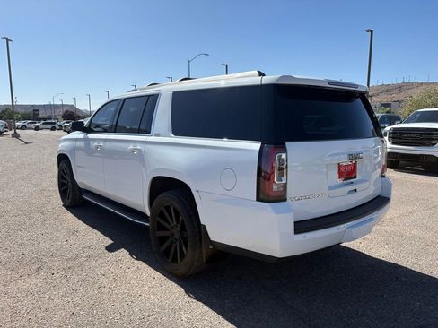 Used 2019 GMC Yukon XL SLT w/ Open Road Package AWD/4WD image 4