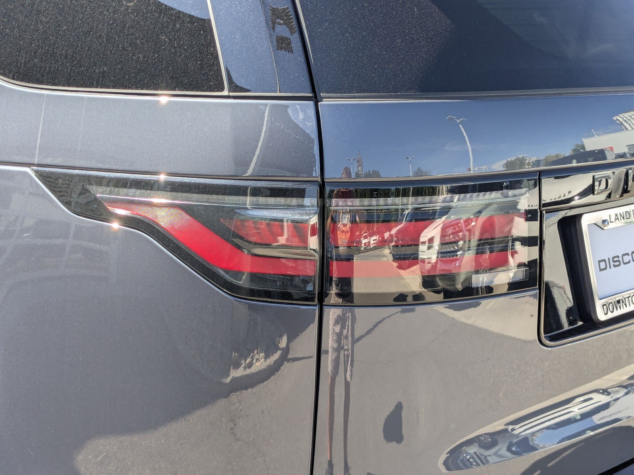 New 2026 Land Rover Discovery Dynamic SE AWD/4WD image 11