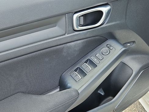 Used 2023 Honda Civic LX image 27