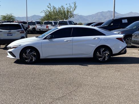 Certified 2025 Hyundai Elantra Sport image 6