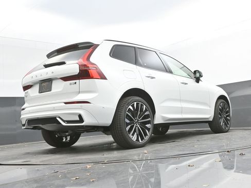 New 2026 Volvo XC60 B5 Ultra w/ Climate Package AWD/4WD image 35