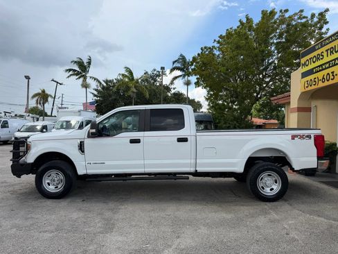 Used 2022 Ford F350 XL w/ Power Equipment Group AWD/4WD image 2