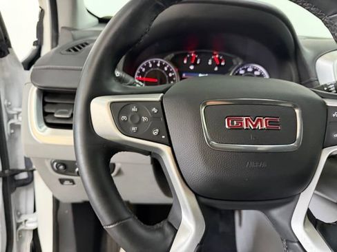 Used 2023 GMC Terrain SLT AWD/4WD image 17