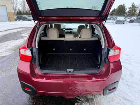 Used 2017 Subaru Crosstrek 2.0i Premium w/ Moonroof Package image 3