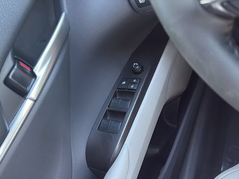 Used 2024 Toyota Camry SE FWD image 18