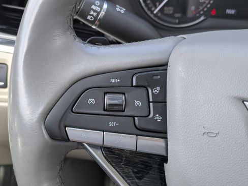 Certified 2023 Cadillac XT6 Premium Luxury image 23