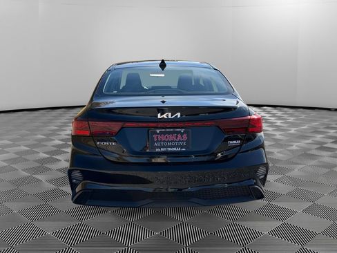 Used 2022 Kia Forte LXS image 6
