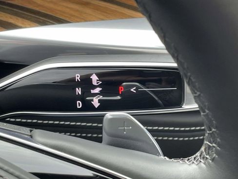 Certified 2025 Cadillac Escalade ESV Sport Platinum image 30