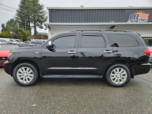 Used 2012 Toyota Sequoia Platinum image 12
