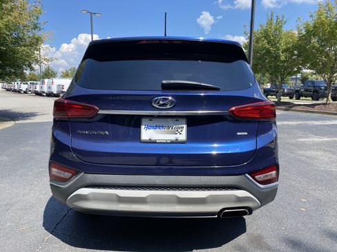 Used 2019 Hyundai Santa Fe SE AWD/4WD image 8