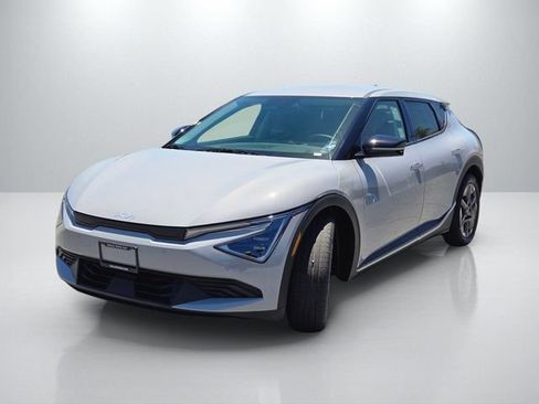 New 2026 Kia EV6 Light RWD image 8
