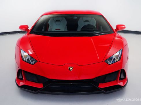 Used 2020 Lamborghini Huracan EVO AWD/4WD image 3