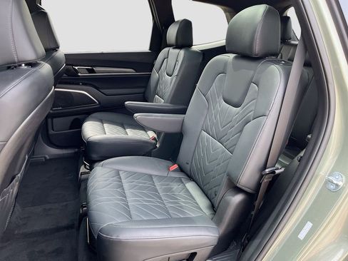 Used 2025 Kia Telluride SX Prestige X-Line image 32