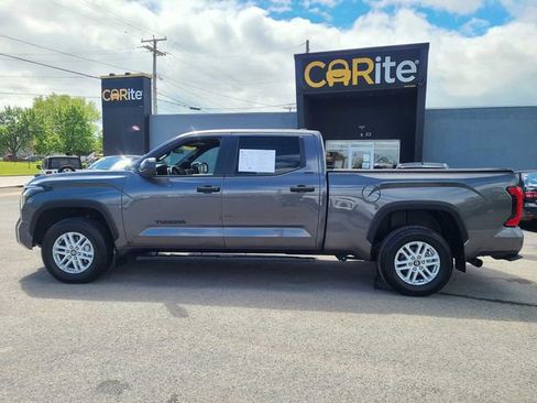 Used 2025 Toyota Tundra SR5 AWD/4WD image 11