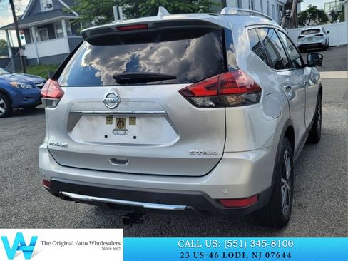 Used 2019 Nissan Rogue SV w/ Premium Package AWD/4WD image 6