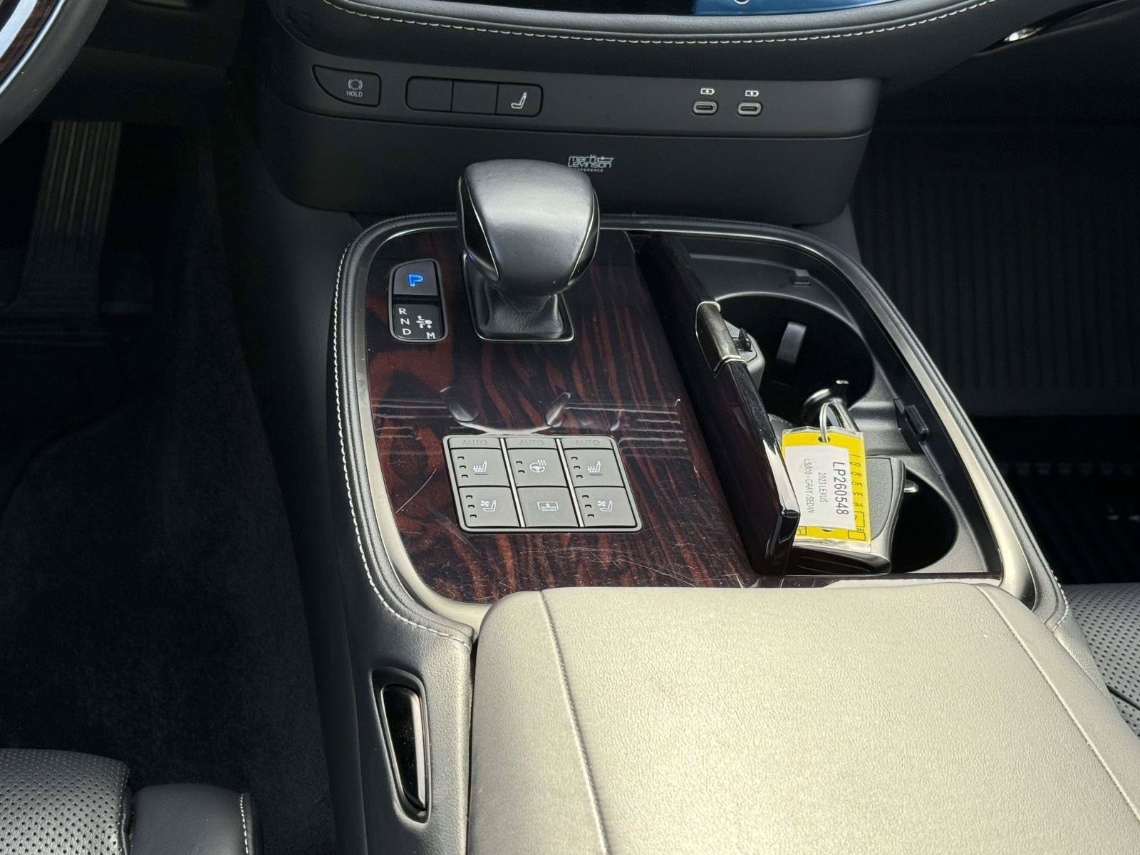 Used 2023 Lexus LS 500 AWD w/ Interior Upgrade Package image 19